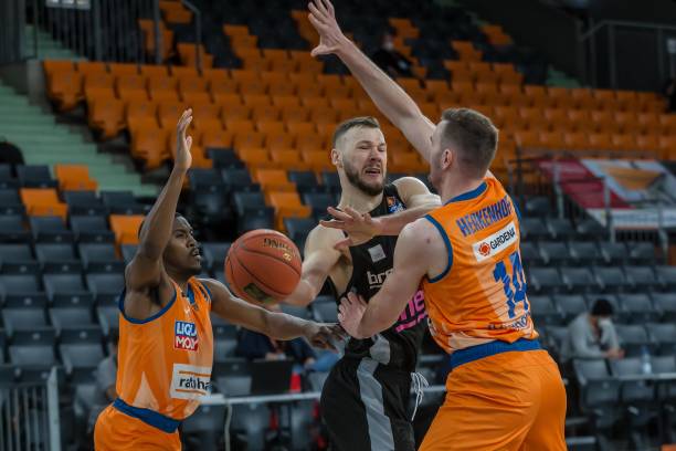 他相信克莱 他相信克莱