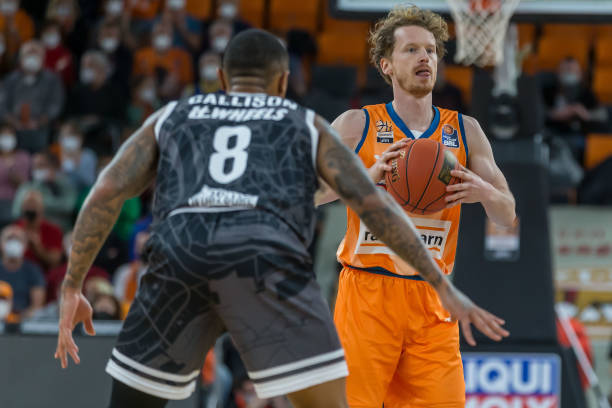 一步对比 一步对比