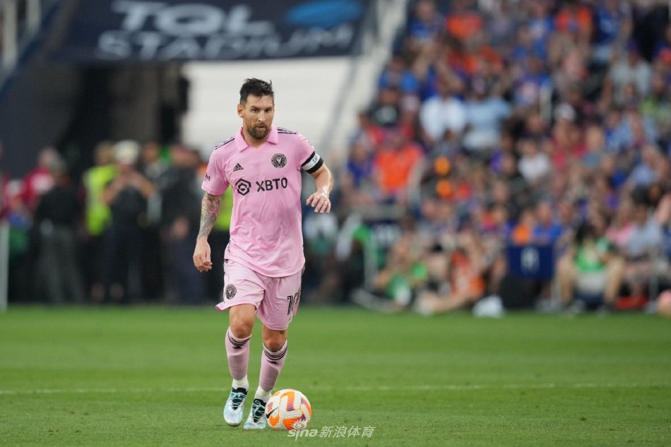 为球迷们奉 为球迷们奉